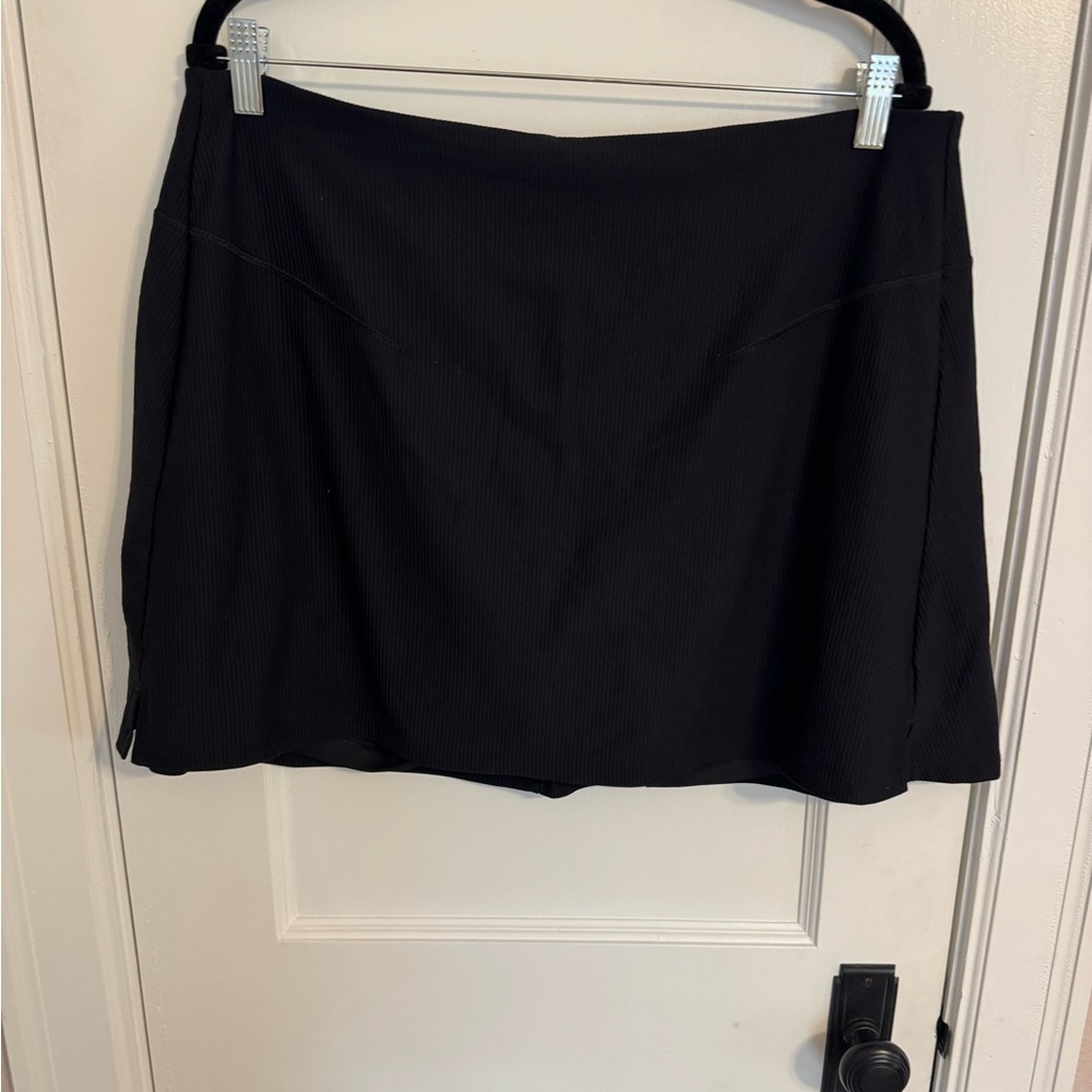 Old Navy Black Athletic Skort